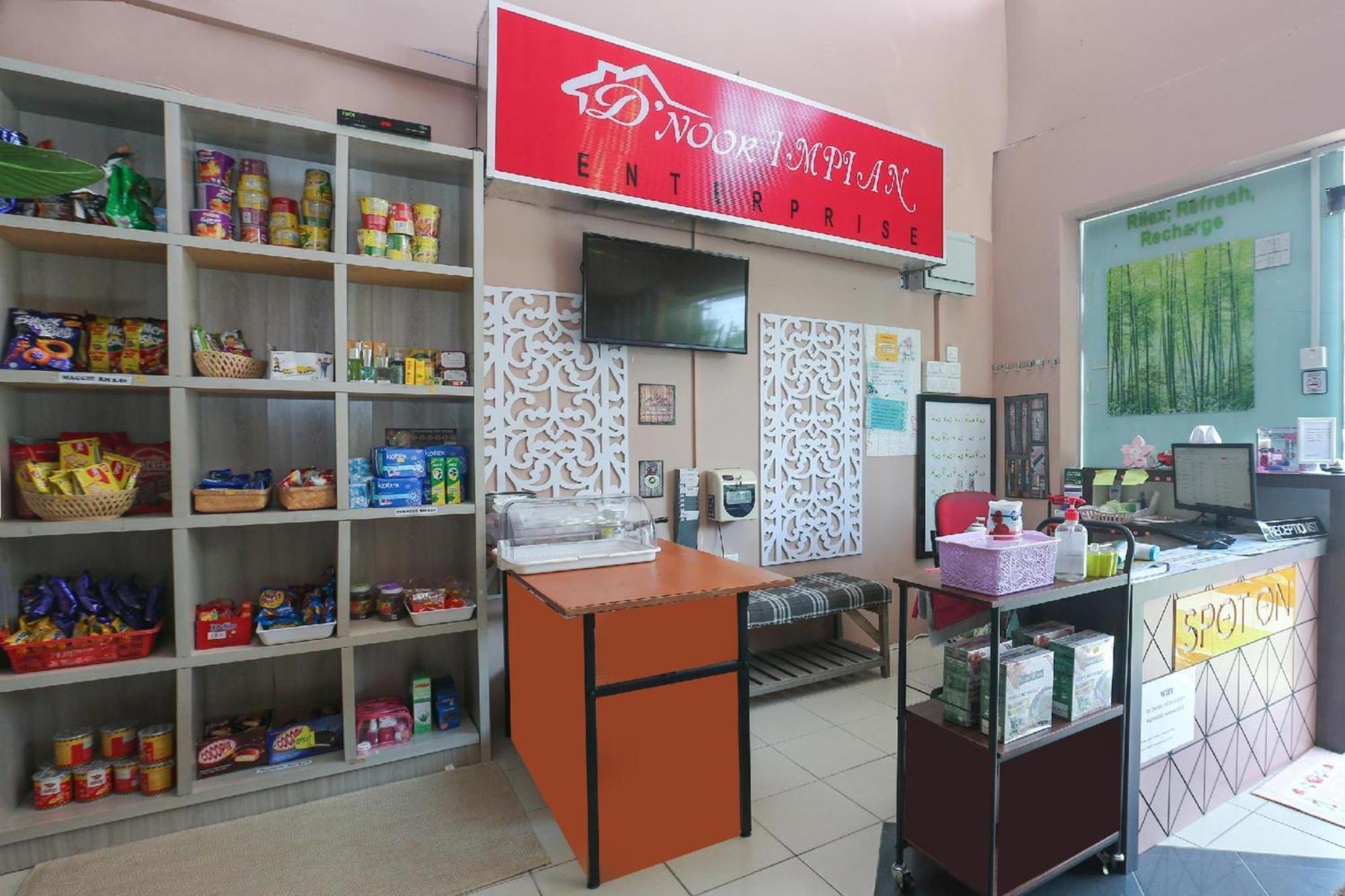 SPOT ON 89796 D'noor Budget Inn Kota Bharu Eksteriør billede
