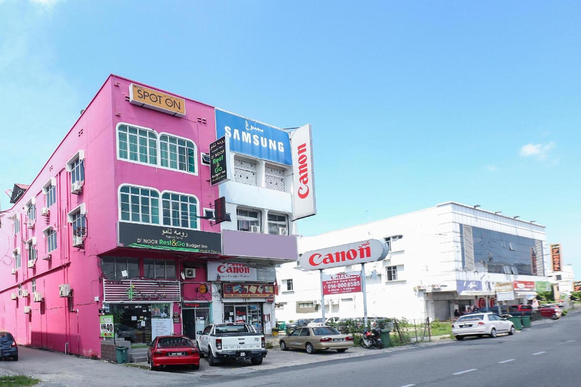 SPOT ON 89796 D'noor Budget Inn Kota Bharu Eksteriør billede